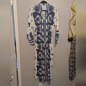 NWT Express Blue Paisley Portofino Maxi Dress